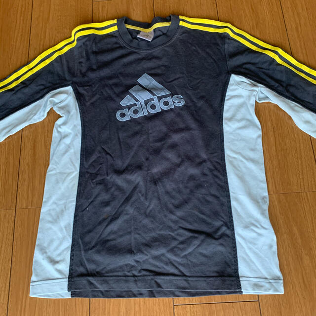 adidas(アディダス)のadidas長袖Tシャツ（160サイズ） スポーツ/アウトドアのサッカー/フットサル(ウェア)の商品写真