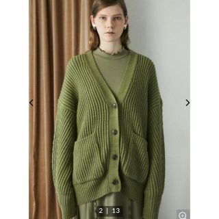 マウジー(moussy)のmoussy OVERSIZED KNITカーディガン(カーディガン)