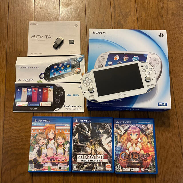 PlayStation Vita PCH-1000 本体+ソフト3本 | フリマアプリ ラクマ