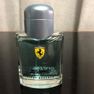 フェラーリ(Ferrari)のフェラーリ ライトエッセンス オーデトワレ 75ml(香水(男性用))