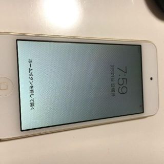 アイポッドタッチ(iPod touch)のiPod　touch【第６世代】　32G(スマートフォン本体)