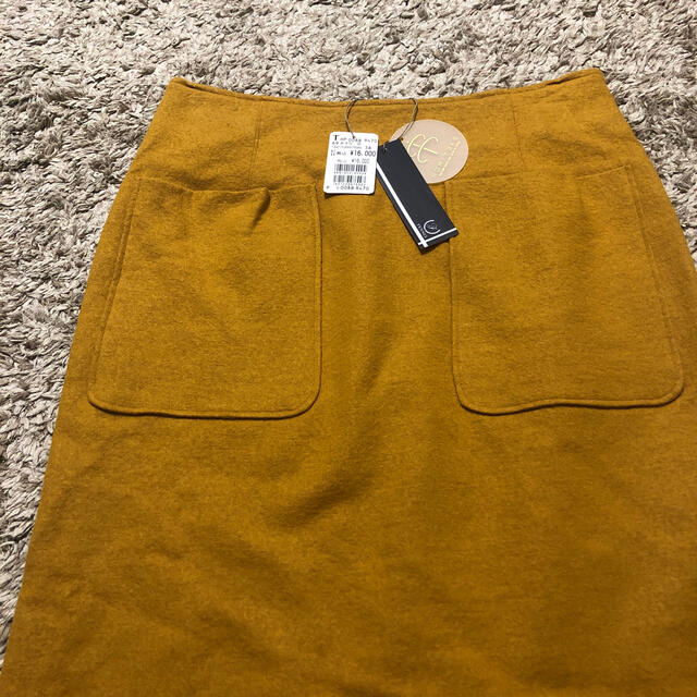 SCOT CLUB(スコットクラブ)のフェンネル⭐︎スリット入りタイトロング⭐︎カラシ色 レディースのスカート(ロングスカート)の商品写真