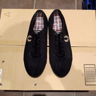 フレッドペリー(FRED PERRY)のFRED PERRY スニーカー　27センチ(スニーカー)