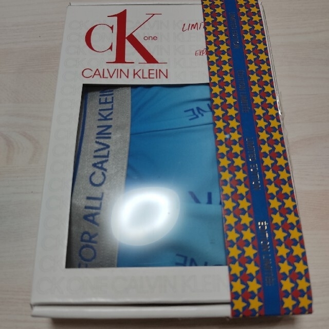 Calvin Klein(カルバンクライン)のCALVIN KLEIN ボクサーパンツ NB2444 メンズのアンダーウェア(ボクサーパンツ)の商品写真