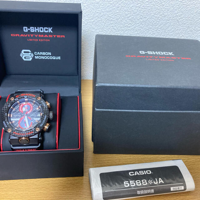 G-SHOCK(ジーショック)のG-SHOCK GWR-B1000X-1AJR グラビティマスター　赤 メンズの時計(腕時計(アナログ))の商品写真