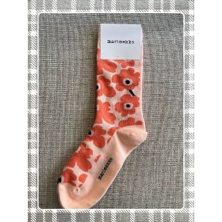 マリメッコ(marimekko)の○新品○ マリメッコソックス ２足セット 薄いオレンジ 黒×水色(ソックス)