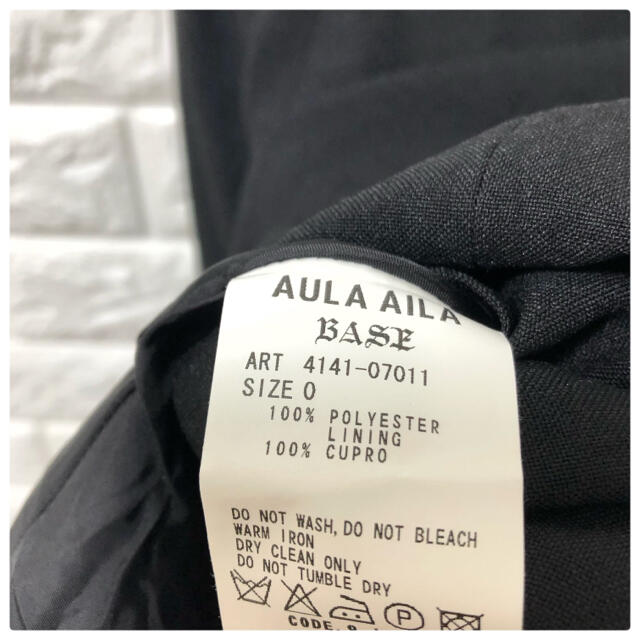 AULA AILA(アウラアイラ)のAULAAILA スカート ブラック レディース レディースのスカート(ひざ丈スカート)の商品写真