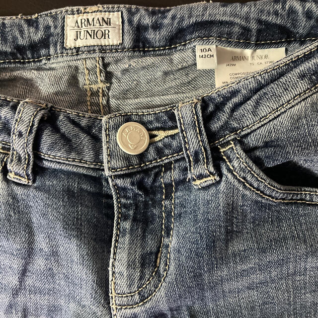 ARMANI JUNIOR(アルマーニ ジュニア)のARMANI JUNIOR 10A デニムパンツ　ハーフパンツ キッズ/ベビー/マタニティのキッズ服女の子用(90cm~)(パンツ/スパッツ)の商品写真