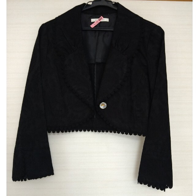 axes femme(アクシーズファム)の黒色　ジャケット レディースのジャケット/アウター(テーラードジャケット)の商品写真