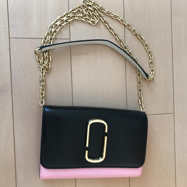 MARC JACOBS(マークジェイコブス)の新品マークジェイコブス　チェーンウォレット レディースのファッション小物(財布)の商品写真