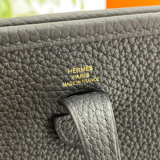Hermes(エルメス)の新品未使用 エルメス エブリンtpm トリヨンクレマンス ノワール 黒 レディースのバッグ(ショルダーバッグ)の商品写真