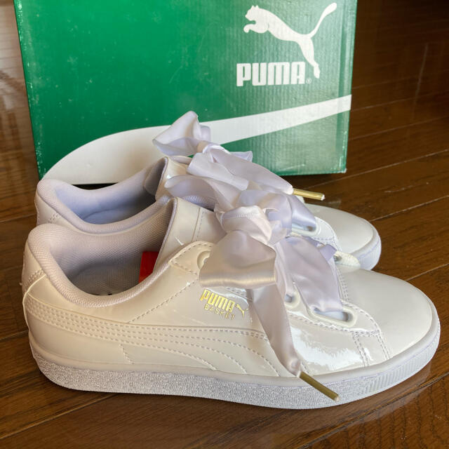 PUMA(プーマ)のPUMA スニーカー ホワイト 断捨離中 レディースの靴/シューズ(スニーカー)の商品写真