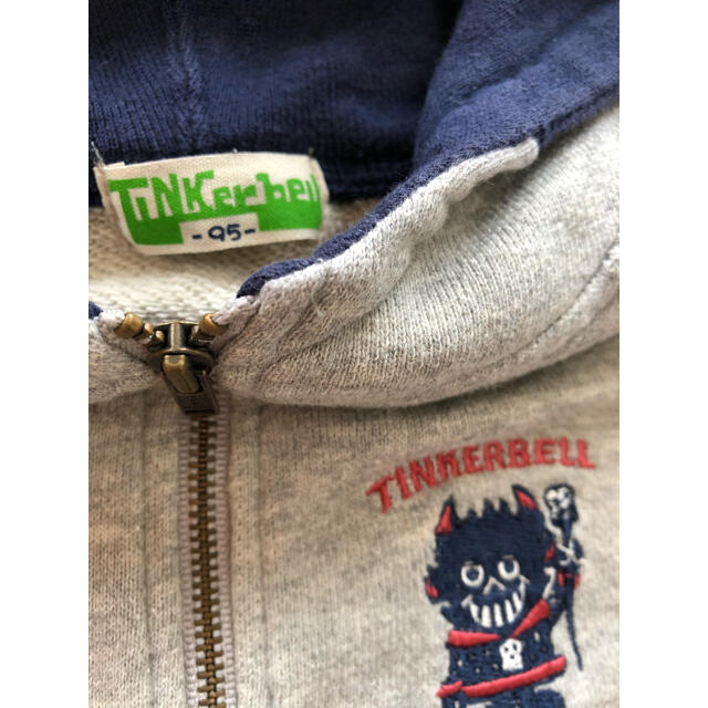 TINKERBELL(ティンカーベル)の子供服　キッズ　ベビー服　パーカー　ティンカーベル　TINKERBELL 95 キッズ/ベビー/マタニティのキッズ服男の子用(90cm~)(Tシャツ/カットソー)の商品写真