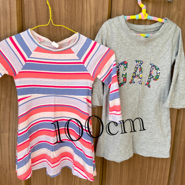 babyGAP(ベビーギャップ)の2枚セット　ワンピ キッズ/ベビー/マタニティのキッズ服女の子用(90cm~)(ワンピース)の商品写真