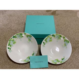 ティファニー(Tiffany & Co.)の【新品】ティファニーリーフボウルセット(食器)