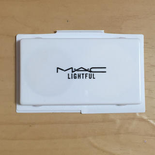 マック(MAC)のMAC ライトフルSPF25ファンデーション 処分(ファンデーション)