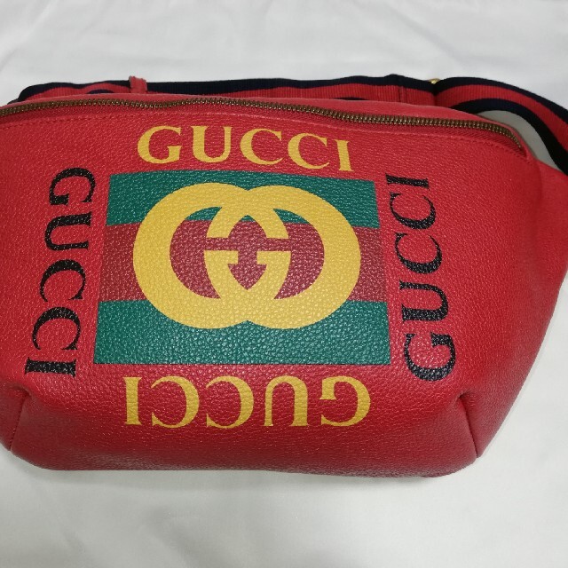 Gucci - グッチ　バムバッグ