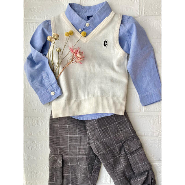 babyGAP(ベビーギャップ)の[uk様専用] GAP オックスフォード ボタンダウンシャツ　ブルー 90 キッズ/ベビー/マタニティのキッズ服男の子用(90cm~)(ブラウス)の商品写真