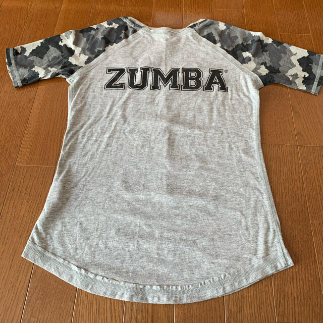 Zumba(ズンバ)のzumbaウェアー　トップス　XS   kmkm様専用 スポーツ/アウトドアのスポーツ/アウトドア その他(ダンス/バレエ)の商品写真