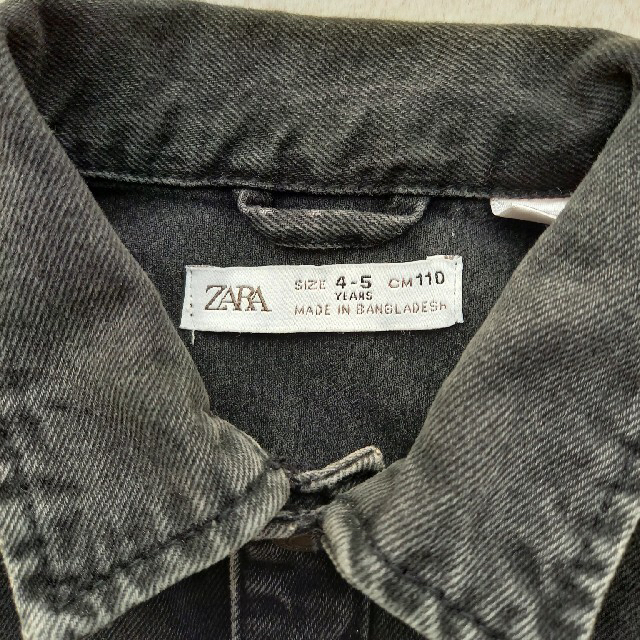 未使用 ZARA KIDS アウター デニム ジャケット キッズ/ベビー/マタニティのキッズ服男の子用(90cm~)(ジャケット/上着)の商品写真