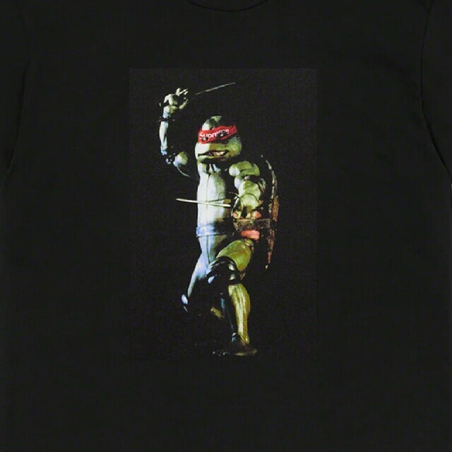 黒 M Supreme Raphael Tee