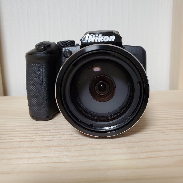 Nikon(ニコン)の祝日限定特価！Nikon COOLPIX B600 BLACK スマホ/家電/カメラのカメラ(コンパクトデジタルカメラ)の商品写真