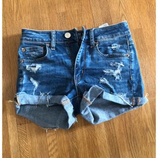 アメリカンイーグル(American Eagle)のショートパンツ(ショートパンツ)