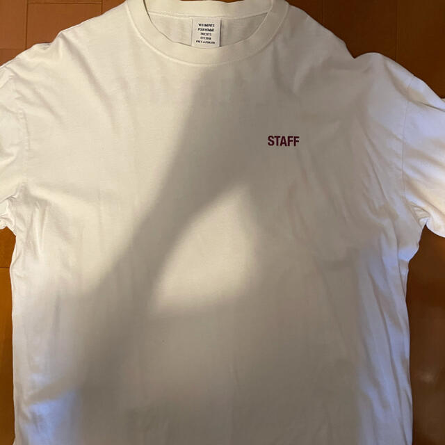 Balenciaga(バレンシアガ)のVETEMENTS STAFF Tシャツ メンズのトップス(Tシャツ/カットソー(半袖/袖なし))の商品写真