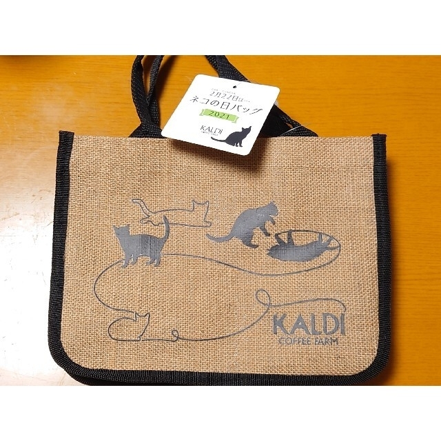 KALDI(カルディ)のカルディ●猫の日●バッグ 食品/飲料/酒の食品(菓子/デザート)の商品写真