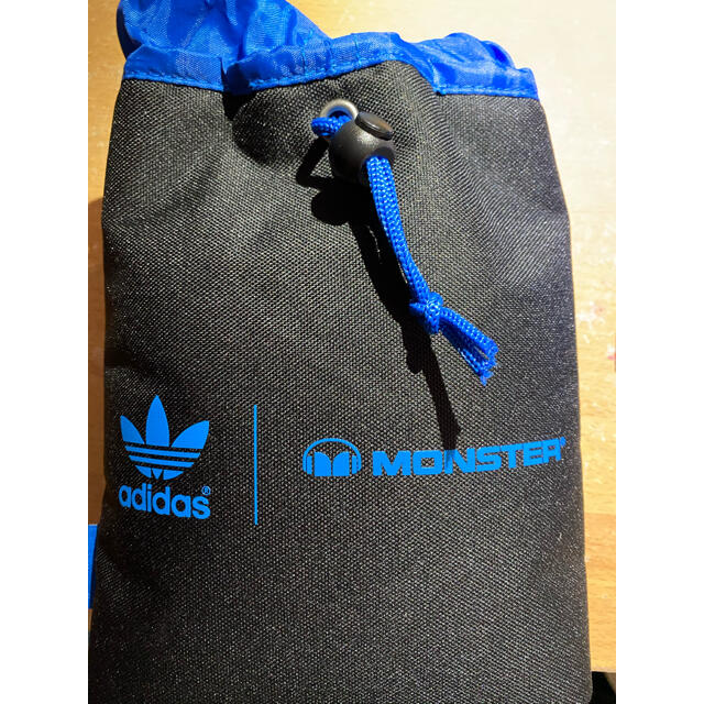 adidas(アディダス)のadidasヘッドホン スマホ/家電/カメラのオーディオ機器(ヘッドフォン/イヤフォン)の商品写真