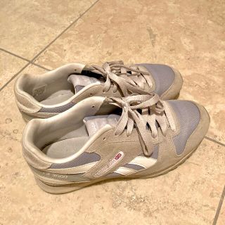 リーボック(Reebok)のReebok🇬🇧 グレーカラーシューズ(スニーカー)