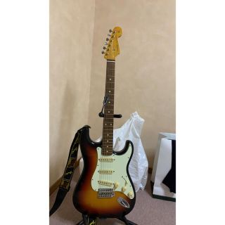 フェンダー(Fender)の【美品】Fender Japan ストラトキャスター(エレキギター)