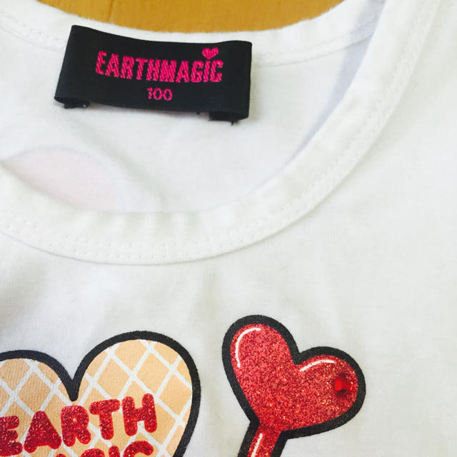 EARTHMAGIC(アースマジック)のアースマジック Tシャツ 100cm セット売り キッズ/ベビー/マタニティのキッズ服女の子用(90cm~)(Tシャツ/カットソー)の商品写真