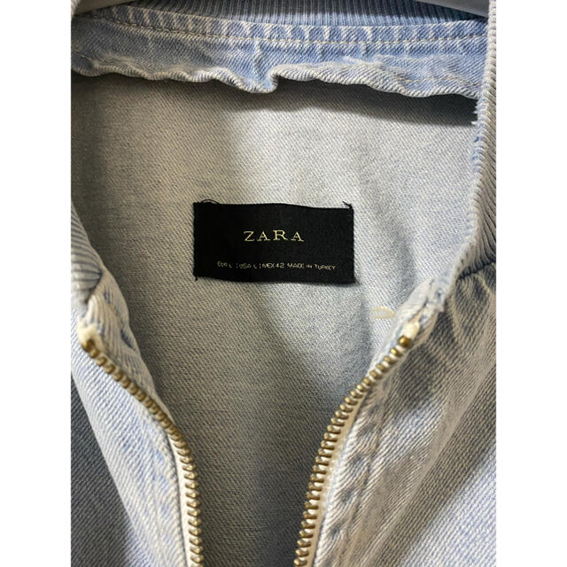 ZARA(ザラ)の即発送 ZARA ダメージデニムジャケット メンズのジャケット/アウター(Gジャン/デニムジャケット)の商品写真