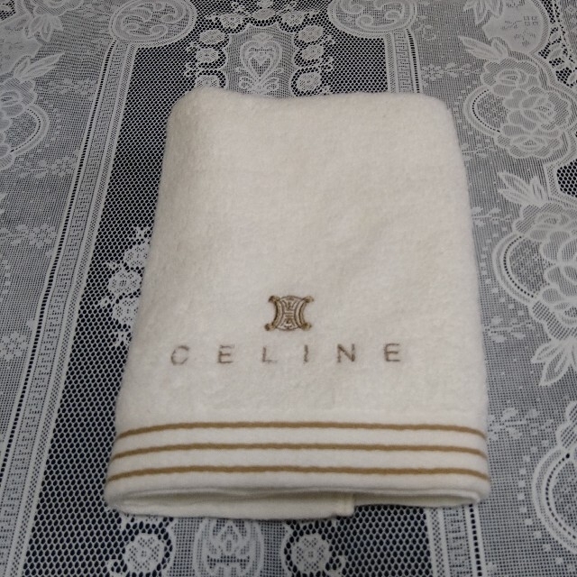 celine(セリーヌ)のCELINE　フェイスタオル インテリア/住まい/日用品の日用品/生活雑貨/旅行(タオル/バス用品)の商品写真