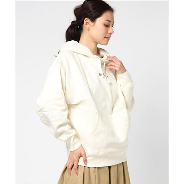 MILKFED.(ミルクフェド)のMILKFED K STENCIL LOGO BIG SWEAT HOODIE レディースのトップス(パーカー)の商品写真