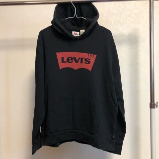 リーバイス(Levi's)の古着　リーバイス　デカロゴ　パーカー◇黒色◇Ｍサイズ◇Levi's◇M-0086(パーカー)