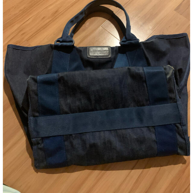 MARC BY MARC JACOBS(マークバイマークジェイコブス)のMARC by MARC JACOBS バッグ レディースのバッグ(トートバッグ)の商品写真