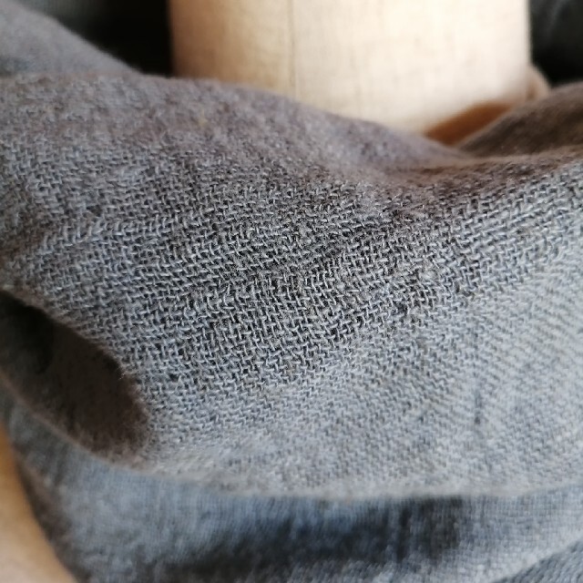 綿麻ダブルガーゼ　スヌード　1重巻き（ブルーグレー） ハンドメイドのファッション小物(マフラー/ストール)の商品写真