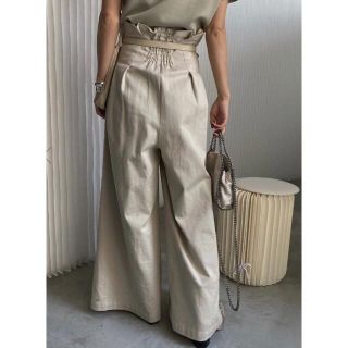 アメリヴィンテージ ベルトバッグ付きハイウエストパンツ ホワイト
