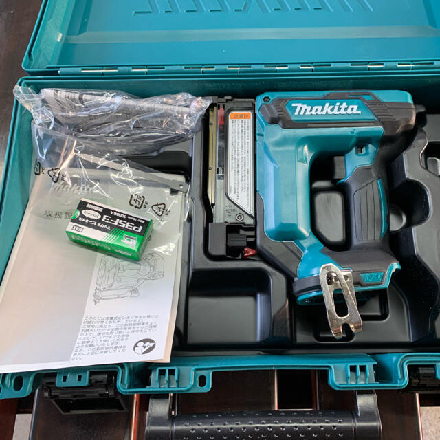 マキタ(Makita) 充電式ピンタッカ 18V 本体+ケース PT353D