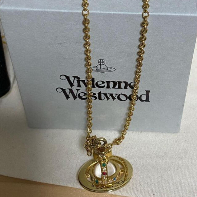 Vivienne Westwood(ヴィヴィアンウエストウッド)のヴィヴィアンウエストウッドネックレス メンズのアクセサリー(ネックレス)の商品写真