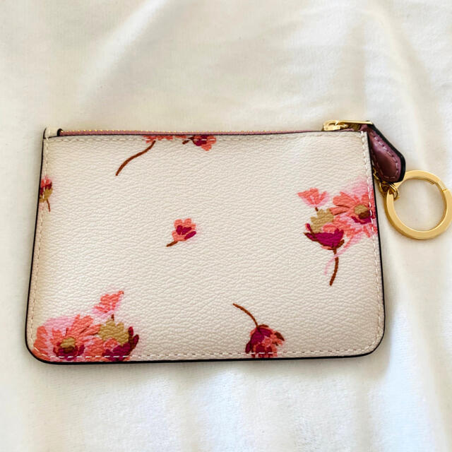 COACH(コーチ)の新品 COACH キーケース コインケース フローラルプリント 花柄 ホワイト メンズのファッション小物(コインケース/小銭入れ)の商品写真