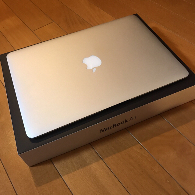 MacBook Air 13インチ　SSD256GBApple