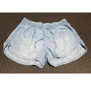 エイチアンドエム(H&M)のデニム 風 ショート丈パンツ H&M(ショートパンツ)