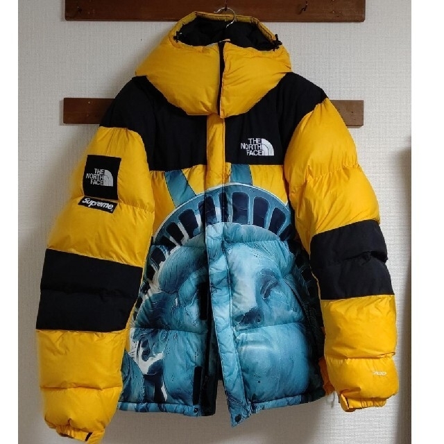 Supreme(シュプリーム)のやま様専用 Supreme North Face コラボ バルトロ シュプ メンズのジャケット/アウター(ダウンジャケット)の商品写真