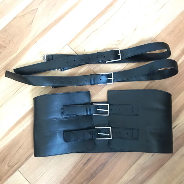 Ameri VINTAGE(アメリヴィンテージ)のAmeri VINTAGE 3WAY HARNESS WIDE BELT レディースのファッション小物(ベルト)の商品写真