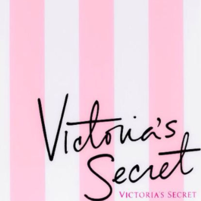 Victoria's Secret(ヴィクトリアズシークレット)のShira様専用•*¨*•.¸¸☆*･ﾟ コスメ/美容のボディケア(ボディローション/ミルク)の商品写真