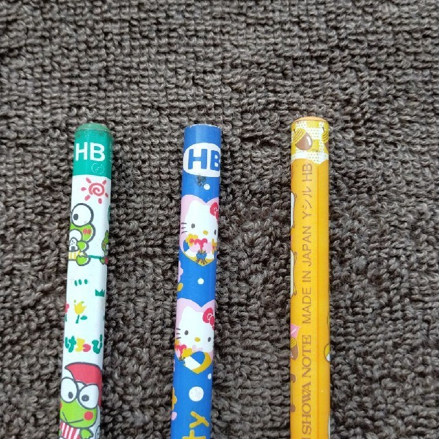 キャラクターえんぴつ３本セットの通販 By らはじ S Shop ラクマ