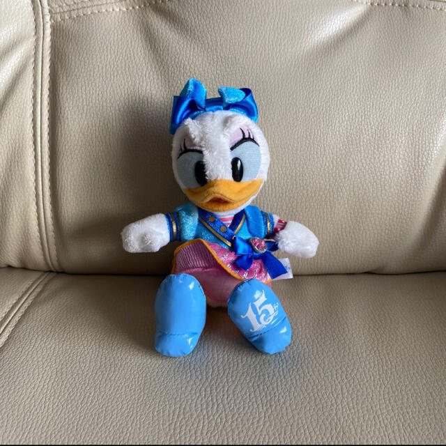 Daisy ディズニーシー15周年記念品 ぬいぐるみバッジ デイジー の通販 By うかりお S Shop デイジーならラクマ Daisy ディズニーシー15周年記念品 ぬいぐるみバッジ デイジー の通販 By うかりお S Shop デイジーならラクマ